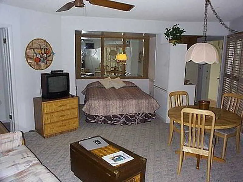 Freeport Resort & Club 2*,